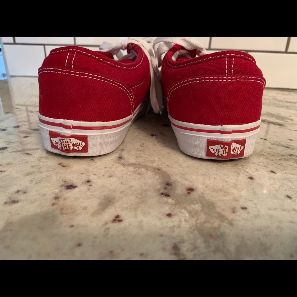 Vans - Picture 3 of 4